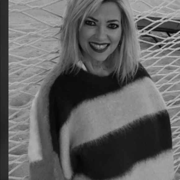 Meet your Posher, Wanda - Picture 3 of 10